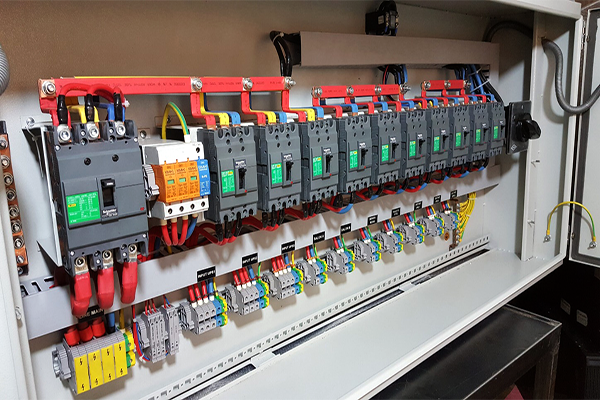 تابلو کنترل هوشمند